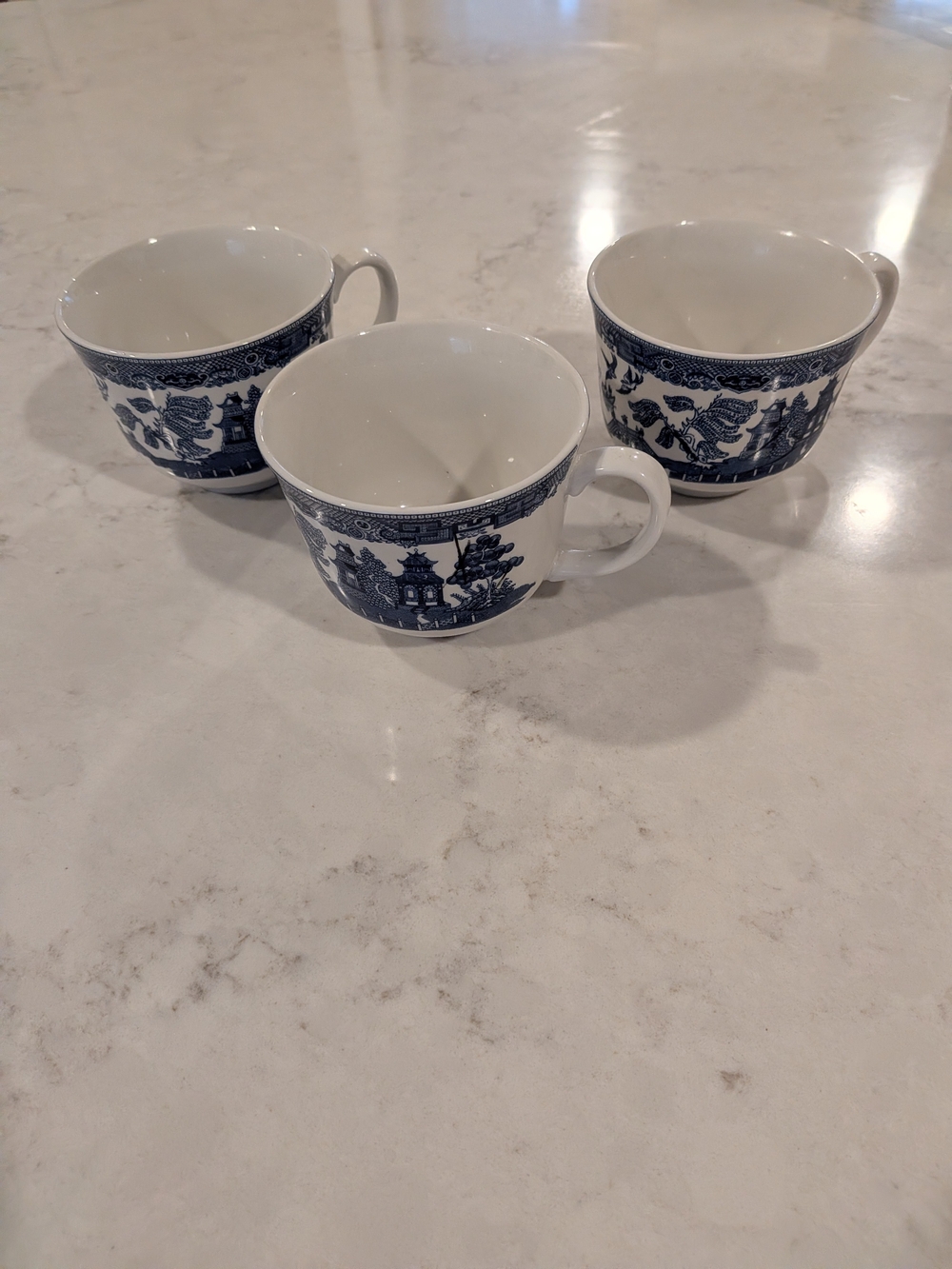 Set Of 3 Vintage Johnson Bros Blue Willow Porcelain Teacup England 1940-2003s
